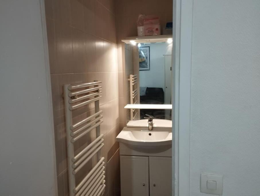 Studio Equipe Proche Aeroport Paris Cdg Apartment Vemars Екстериор снимка